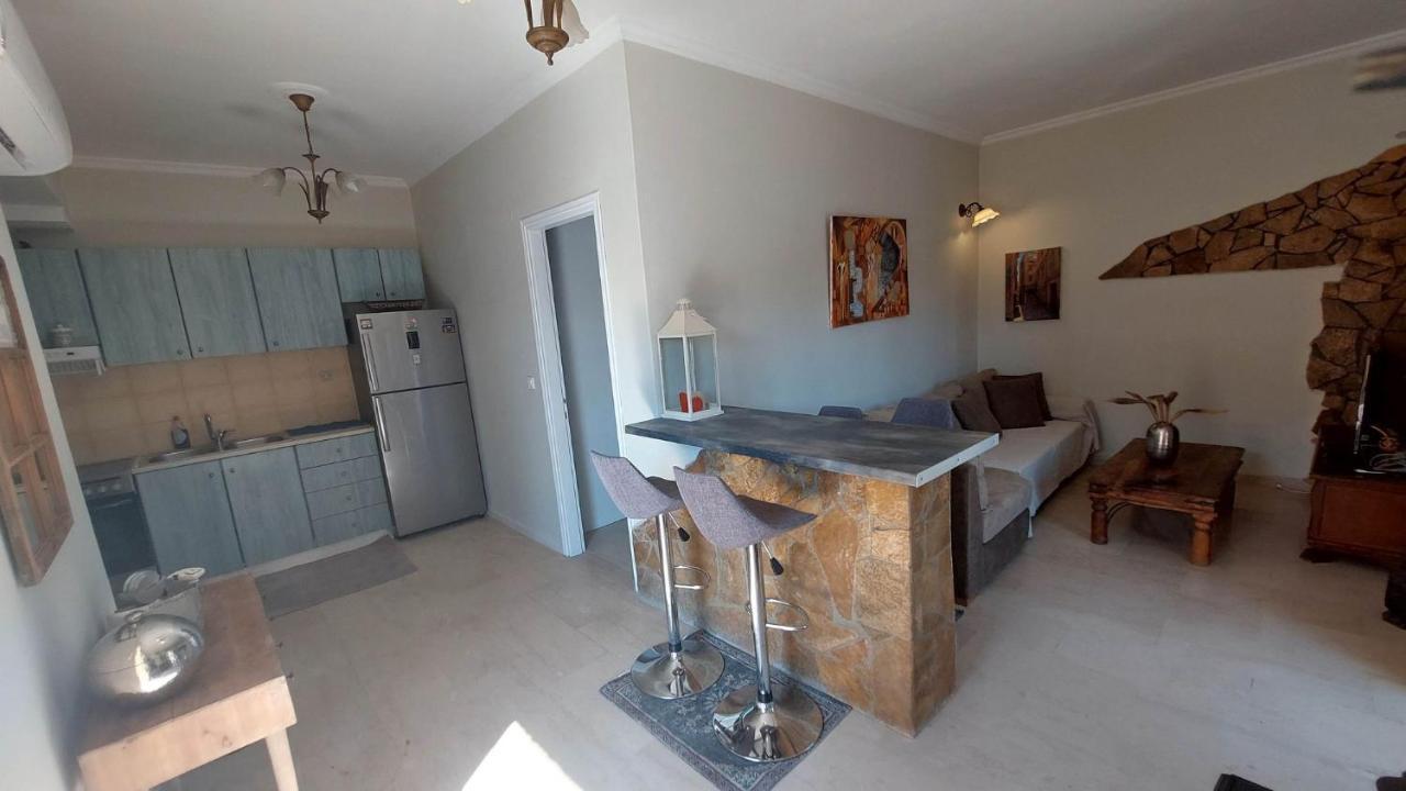 Alex Apartment Перама Экстерьер фото