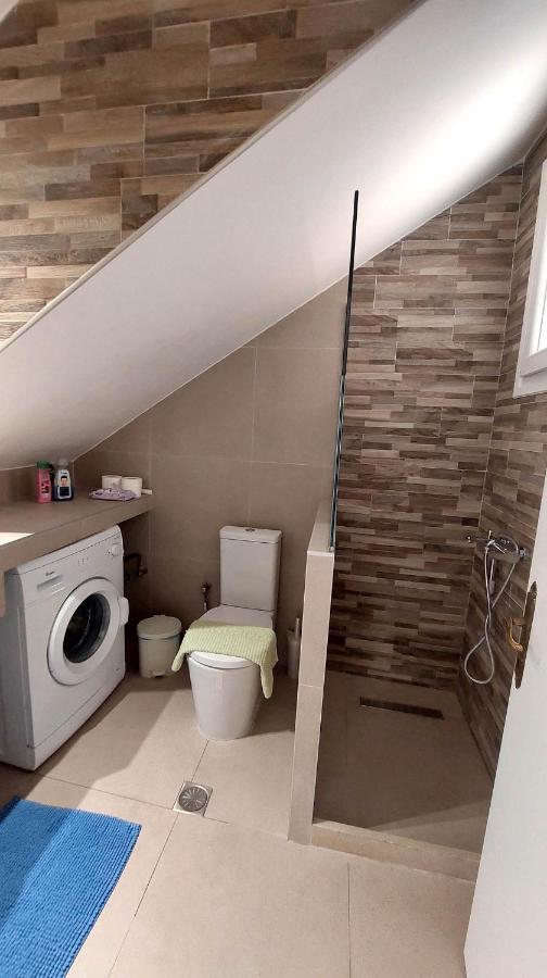 Alex Apartment Перама Экстерьер фото